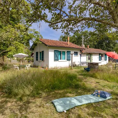 Petite Maison Rustique Et Atypique Hourtin